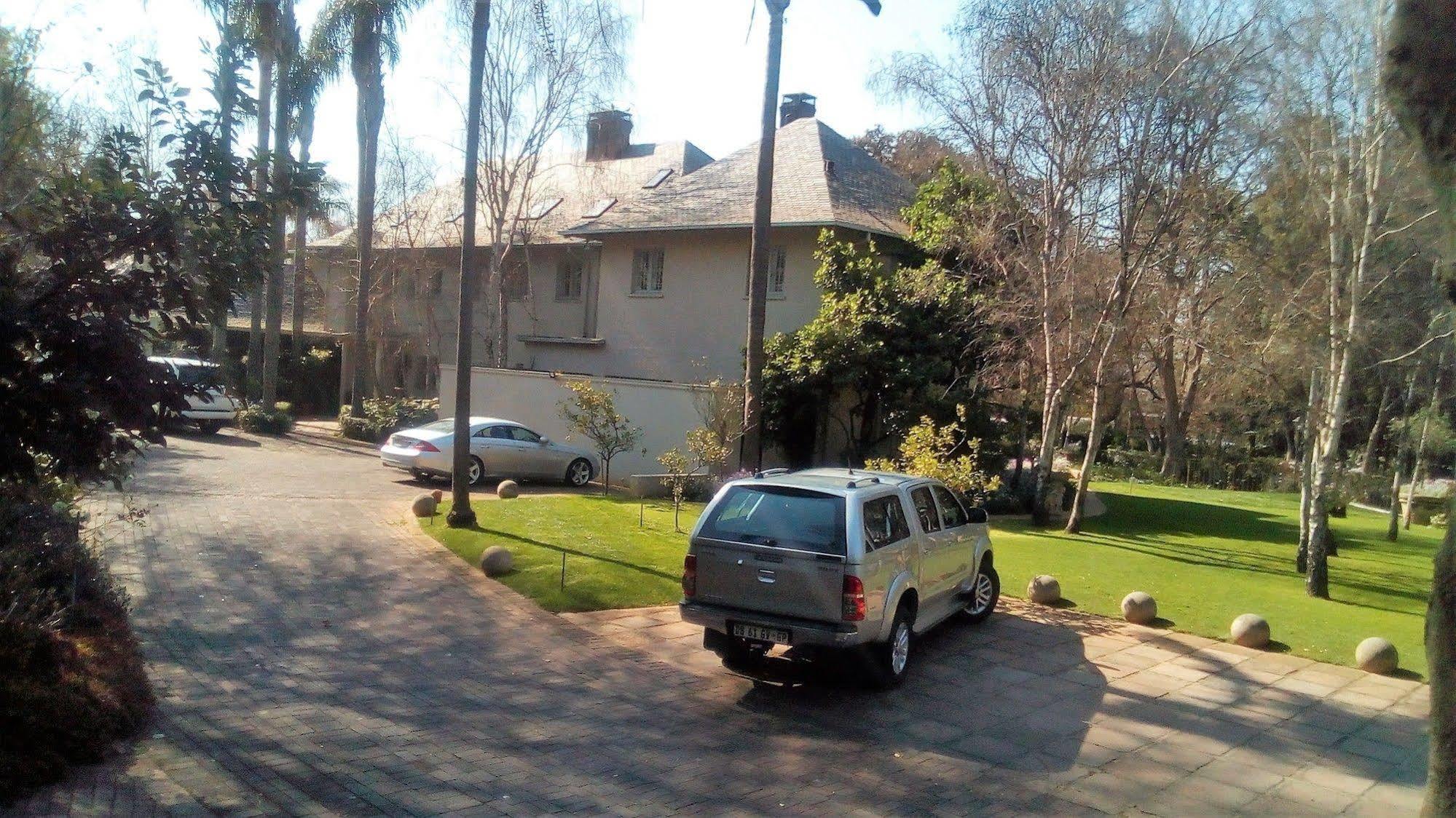 Hoeveld House Γιοχάνεσμπουργκ Εξωτερικό φωτογραφία