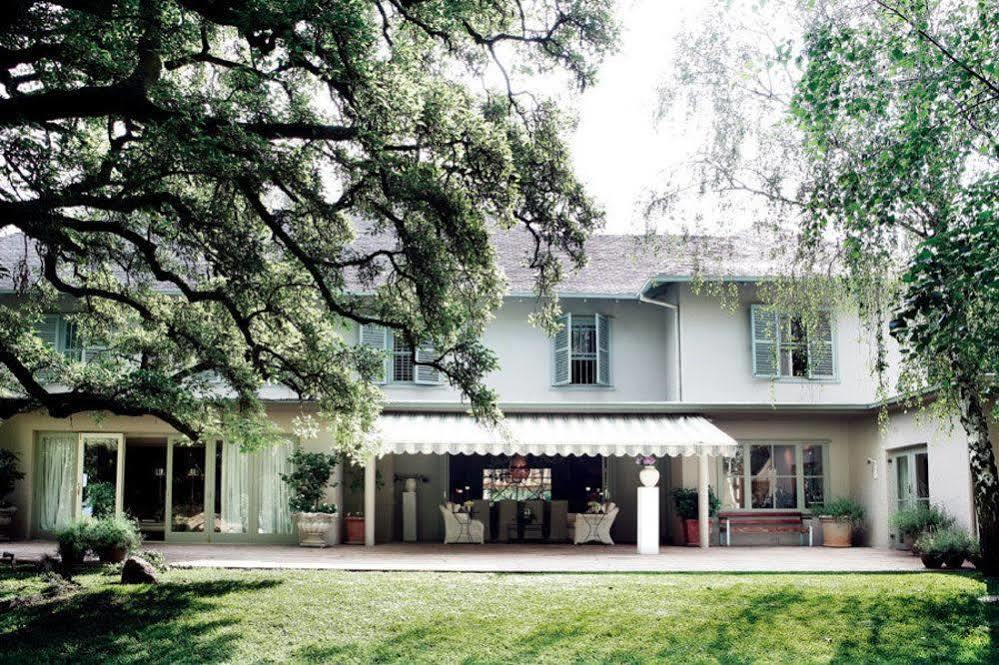 Hoeveld House Γιοχάνεσμπουργκ Εξωτερικό φωτογραφία