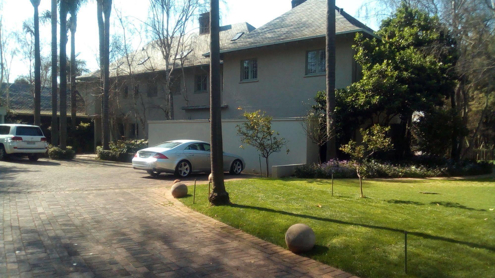 Hoeveld House Γιοχάνεσμπουργκ Εξωτερικό φωτογραφία
